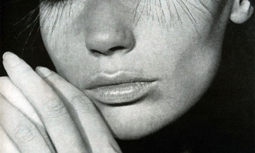 VERUSCHKA: esce in Italia l'autobiografia della celebre modella, amata dagli artisti. 